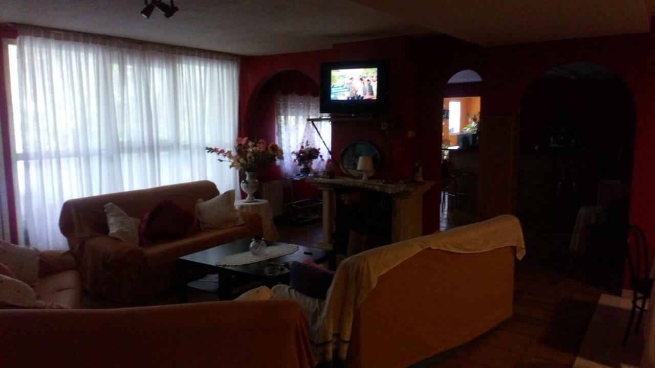 Hostal El Venero Sotillo de la Adrada Exterior foto
