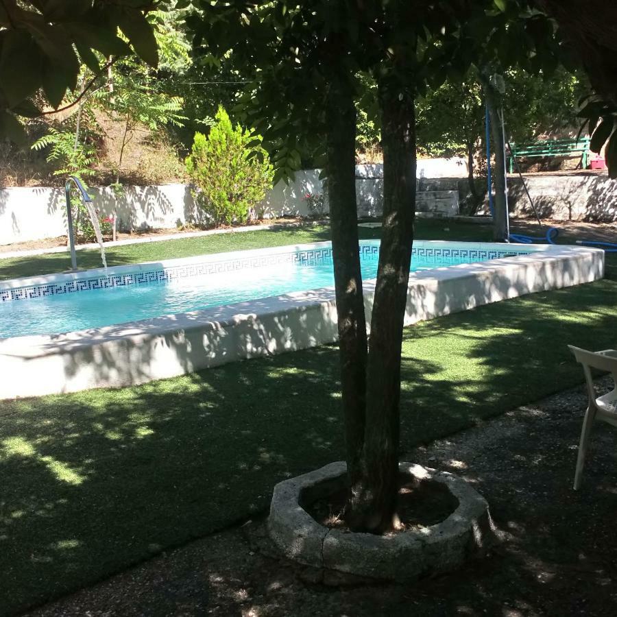 Hostal El Venero Sotillo de la Adrada Exterior foto